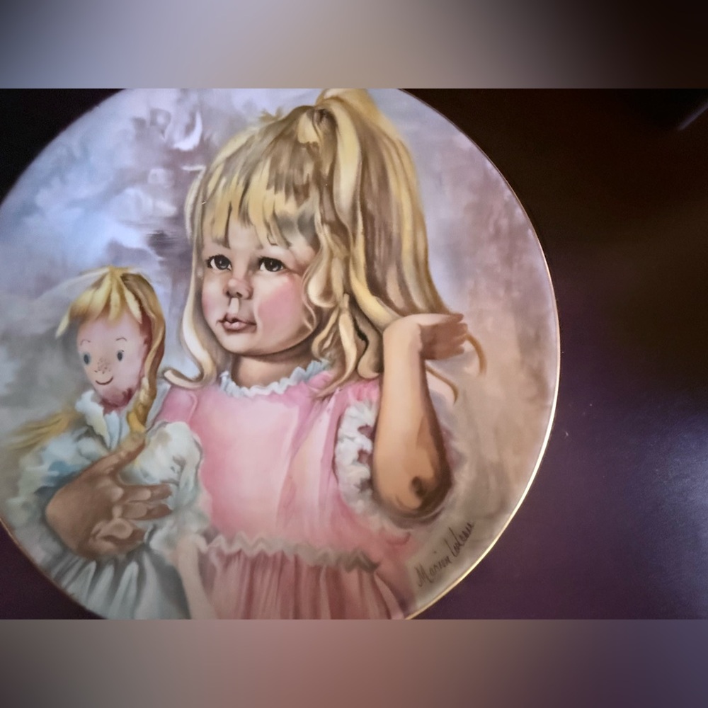 Decorative Plate with Girl and Doll vintage 1976 limited edition - France